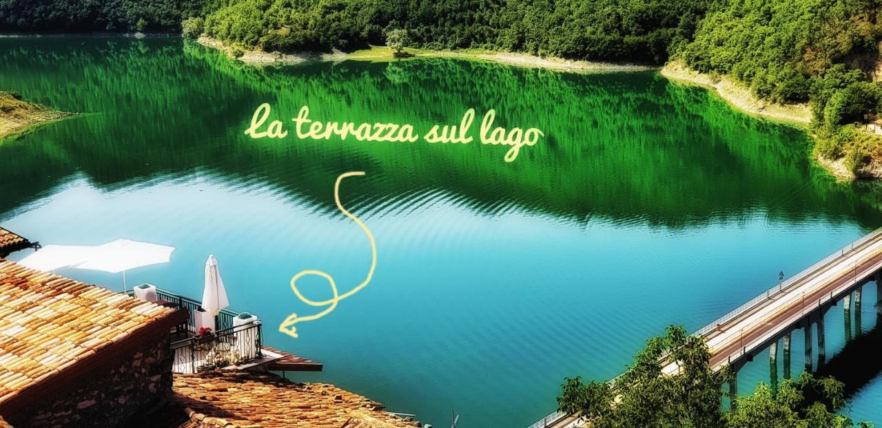 La Terrazza Sul Lago Turano Castel di Tora Bagian luar foto